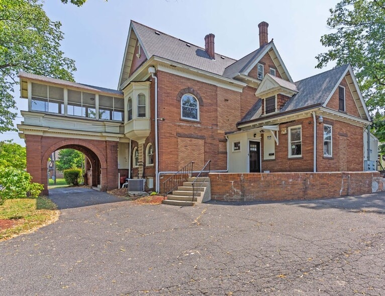 849 W State St, Trenton, NJ for sale - Building Photo - Image 3 of 8