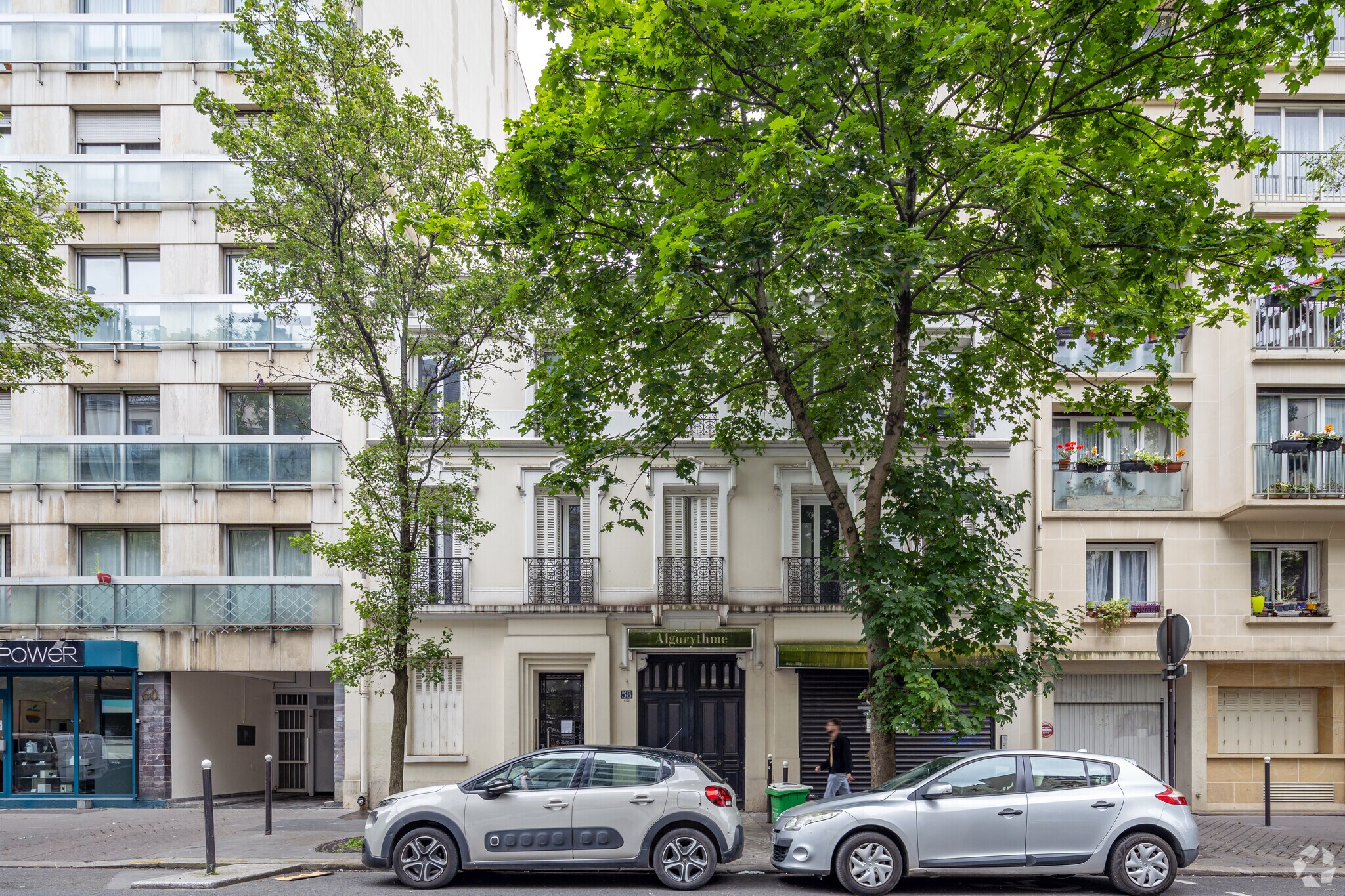 58 Rue Guy Môquet, Paris for sale Primary Photo- Image 1 of 3