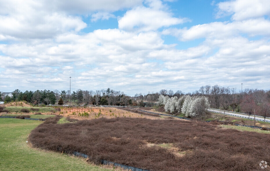 Eternal Rings Dr, Laurel, MD for lease - Primary Photo - Image 1 of 4