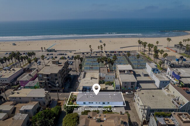 Plus de détails pour 11 20th Ave, Venice, CA - Multi-résidentiel à vendre
