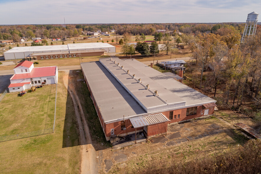 1116 Court St, Victoria, VA for sale - Building Photo - Image 1 of 1