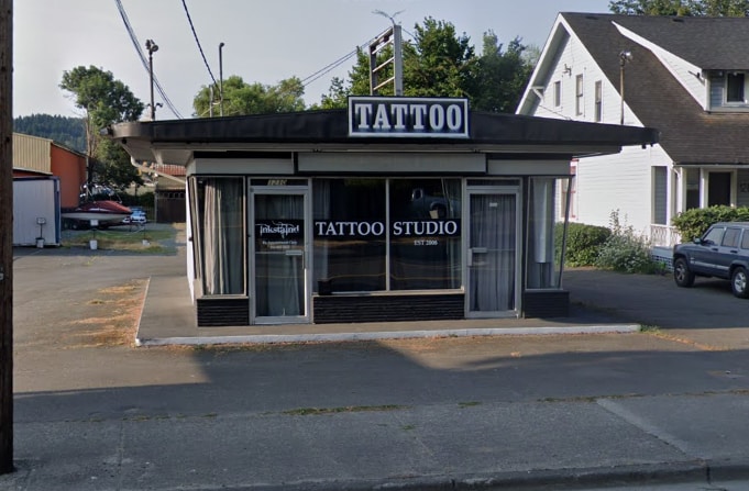 E Main Mixed Use portfolio of 2 properties for sale on LoopNet.ca - Building Photo - Image 2 of 3