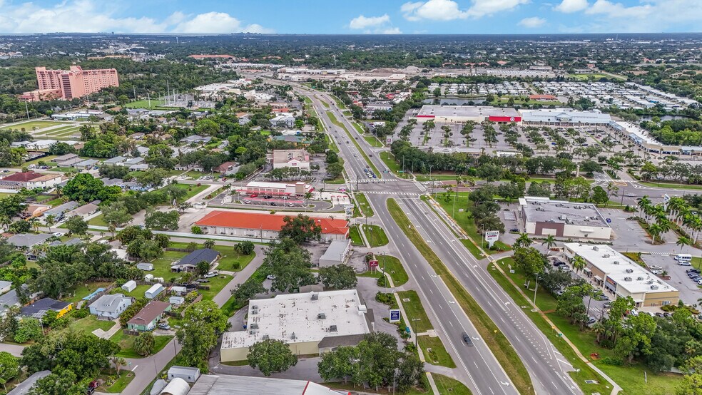 8660 S Tamiami Trl, Sarasota, FL à vendre - Aérien - Image 3 de 31