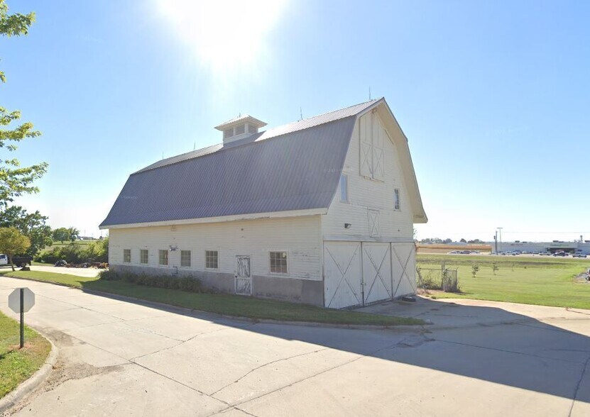 910 J ave, Vinton, IA à vendre - Photo du bâtiment - Image 1 de 2