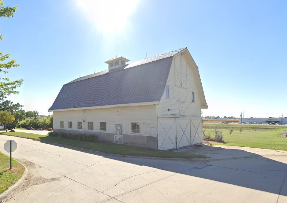 910 J ave, Vinton, IA for sale Building Photo- Image 1 of 3