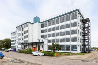 Princess Margaret Rd, Tilbury for lease Primary Photo- Image 1 of 6