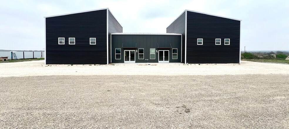 1310 W FM 487, Jarrell, TX à louer - Photo principale - Image 1 de 2