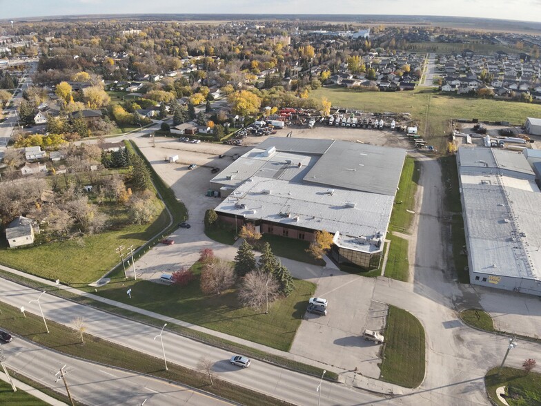 78 Pth 52 W, Steinbach, MB for sale - Building Photo - Image 1 of 11