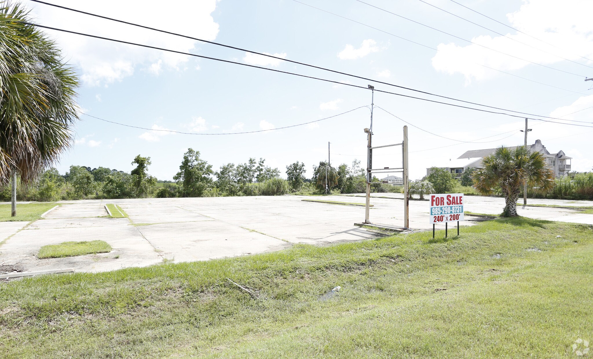 4416 Pontchartrain Dr, Slidell, LA for sale Primary Photo- Image 1 of 7