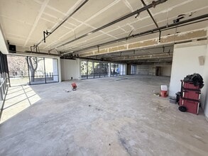 2183 Fairview Rd, Costa Mesa, CA à louer Photo intérieure- Image 1 de 4