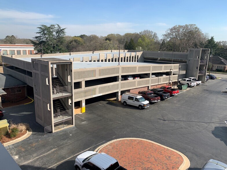 110 Dixie St, Carrollton, GA à louer - Photo du bâtiment - Image 3 de 4