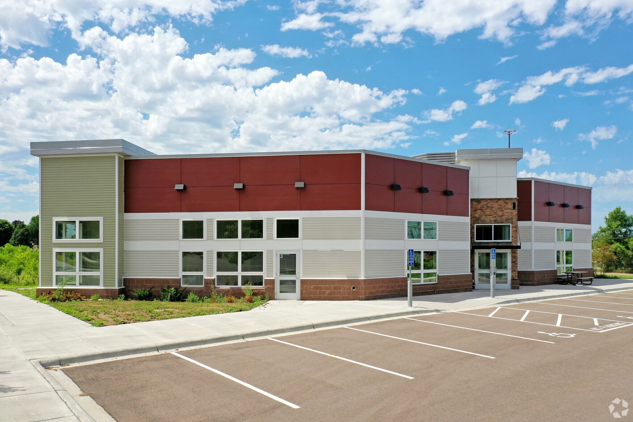 2350 Hastings Ave, Newport, MN for lease Primary Photo- Image 1 of 14