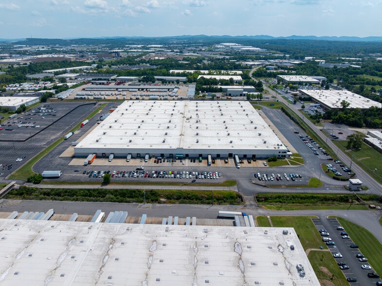 1706 Heil Quaker Blvd, La Vergne, TN for lease - Building Photo - Image 3 of 6