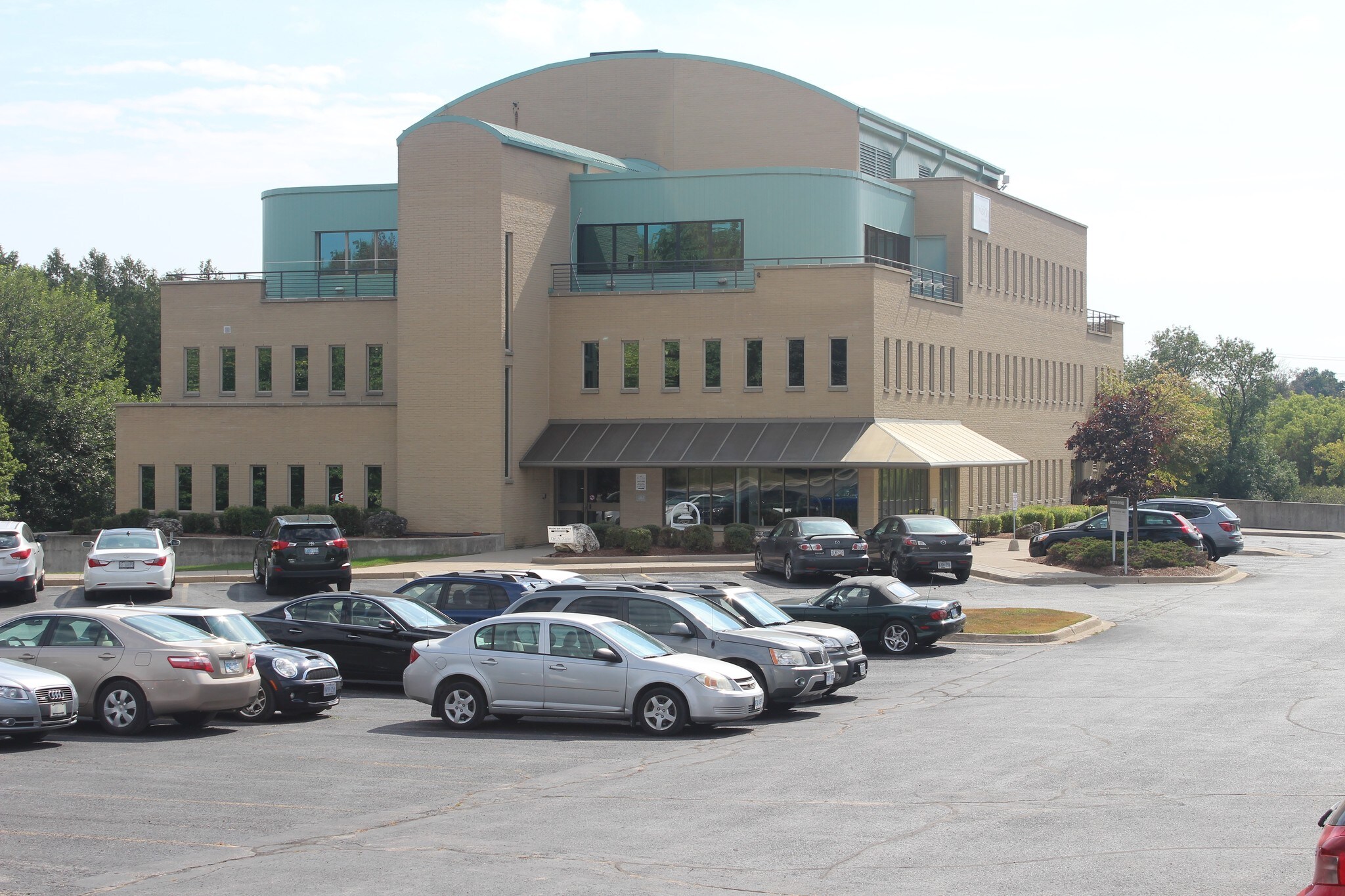 148 Manitou Dr, Kitchener, ON for sale Building Photo- Image 1 of 1