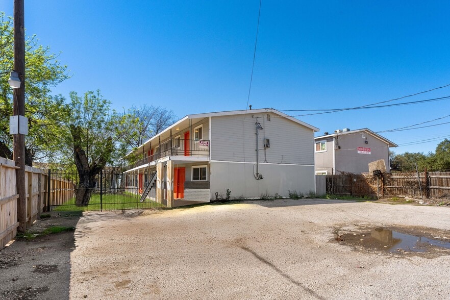 2807 Observation Dr, San Antonio, TX for sale - Building Photo - Image 2 of 27