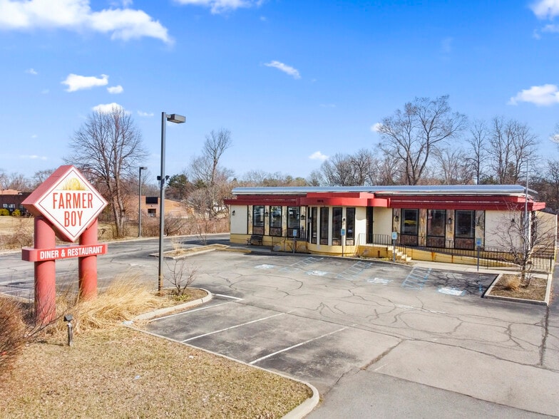 1975 Central Ave, Albany, NY for sale - Building Photo - Image 1 of 47