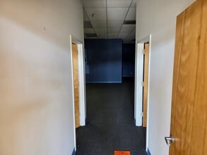 1215-1299 N Rand Rd, Des Plaines, IL for lease Interior Photo- Image 2 of 8