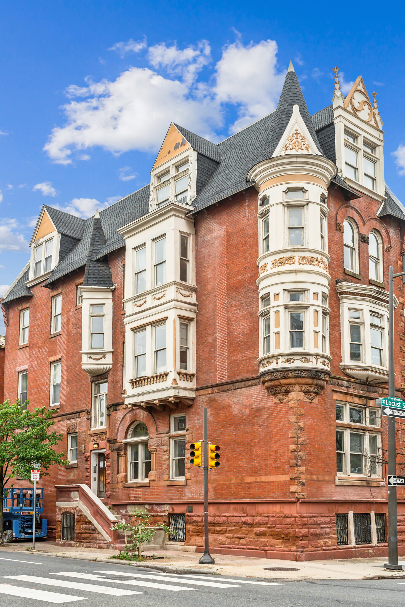 2300 Locust St, Philadelphia, PA à vendre Photo du bâtiment- Image 1 de 1