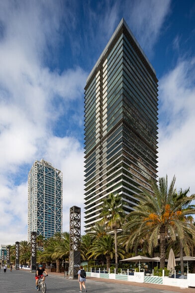 Carrer de la Marina, 16-18, Barcelona, Barcelona for lease - Building Photo - Image 3 of 5