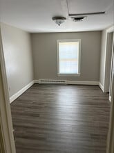 406 Mill St, Occoquan, VA for lease Interior Photo- Image 1 of 2