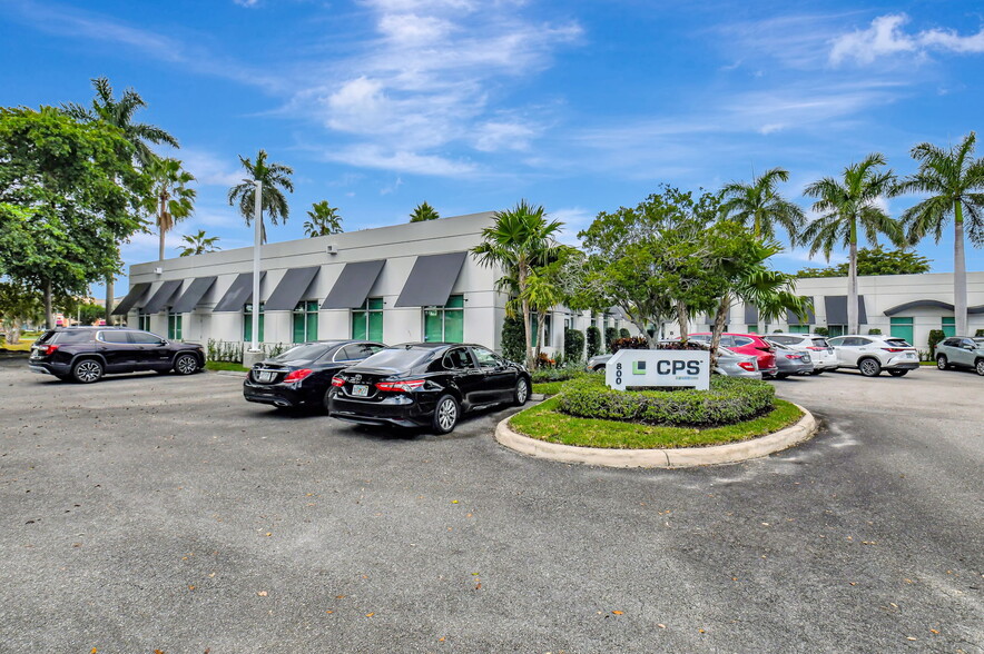 800 NW 17th Ave, Delray Beach, FL for lease - Building Photo - Image 2 of 52