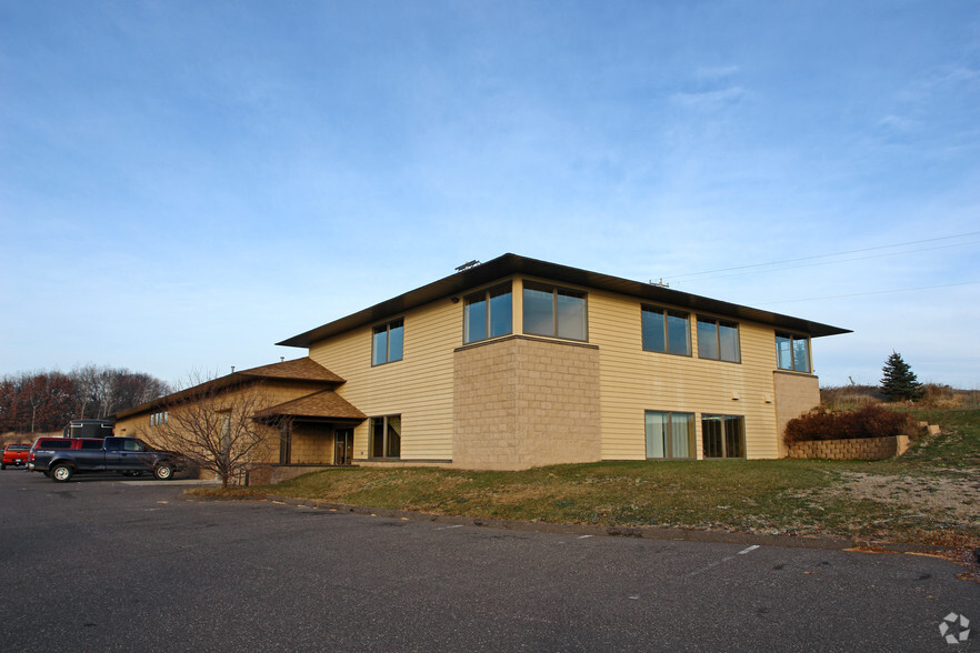 8603 34th St N, Lake Elmo, MN for sale - Primary Photo - Image 1 of 1