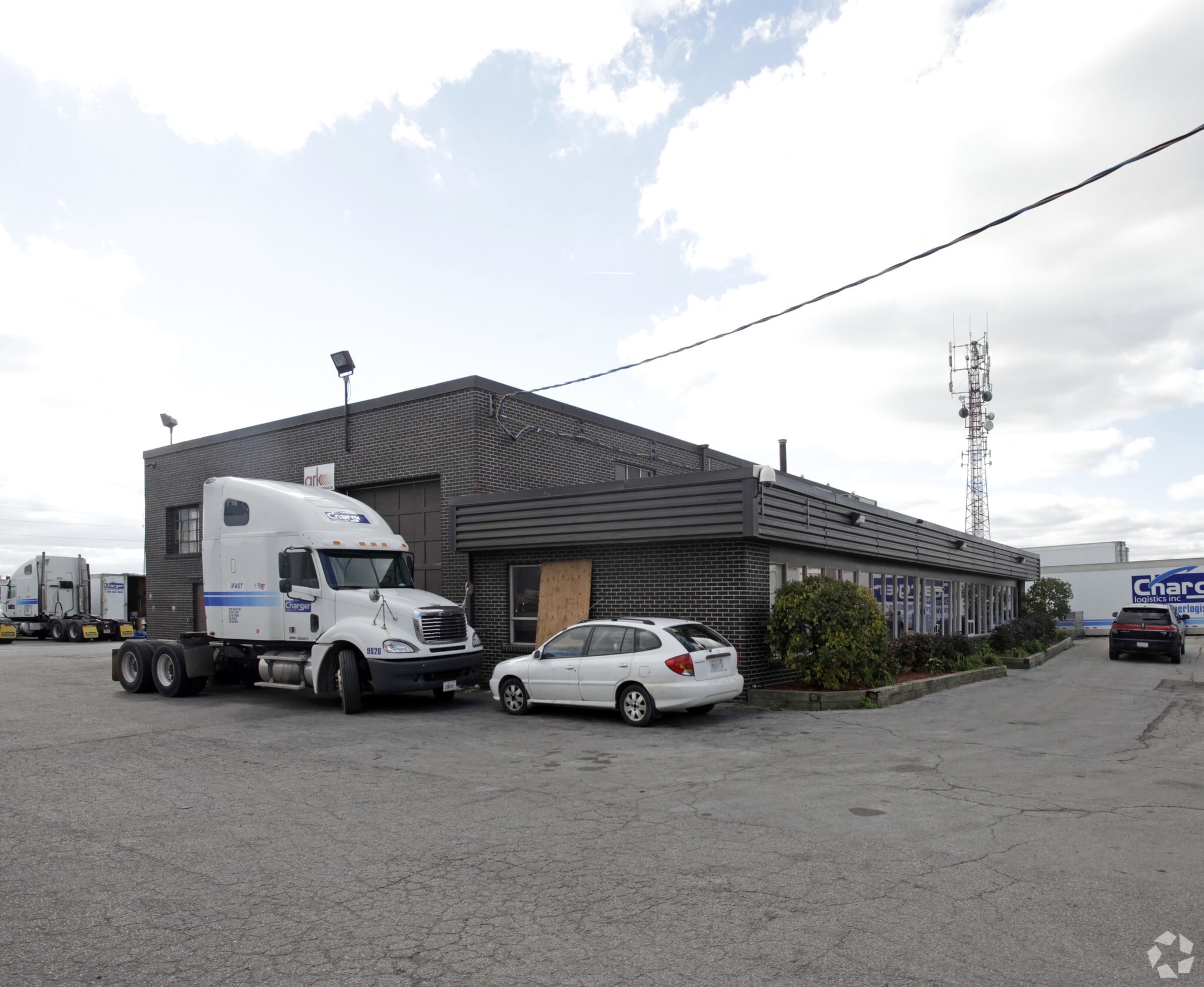 2650 Royal Windsor Dr, Mississauga, ON for sale Primary Photo- Image 1 of 3