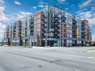 Plus de détails pour 681 Yonge St, Barrie, ON - Vente au détail à vendre