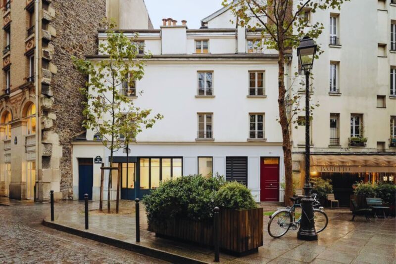 6 Rue Saint-Spire, Paris à louer Photo du bâtiment- Image 1 de 14
