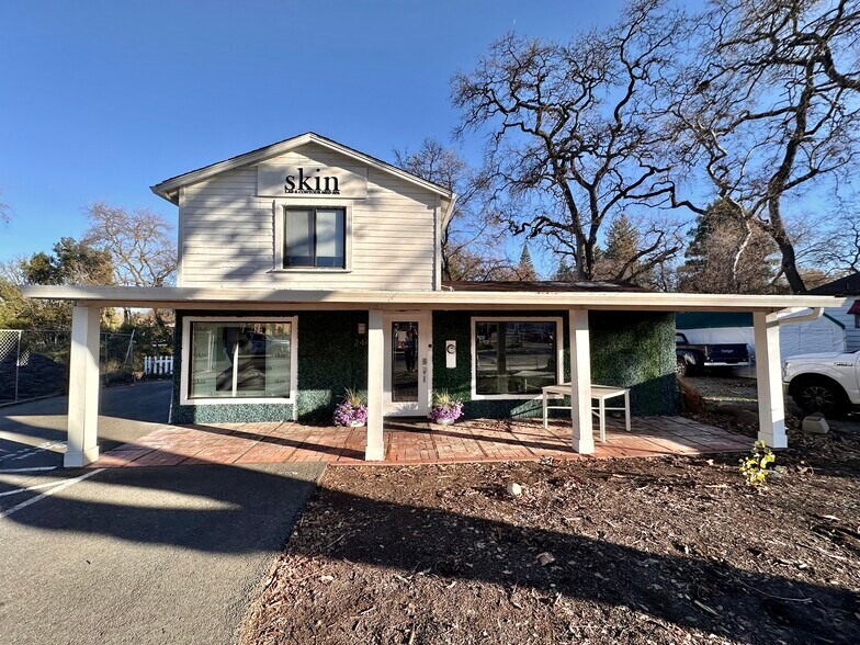 244 Front St, Danville, CA à vendre - Photo du bâtiment - Image 1 de 11