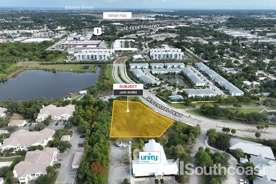 211 SE Central Pky, Stuart, FL à vendre - Photo du bâtiment - Image 2 de 7