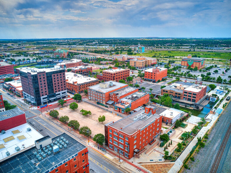 15 E California Ave, Oklahoma City, OK for sale - Aerial - Image 3 of 23