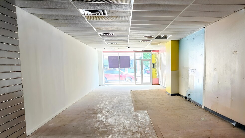 14905 Northern Blvd, Flushing, NY à louer - Photo intérieure - Image 2 de 2