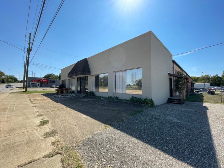 903 Maxwell Blvd, Montgomery, AL for lease - Building Photo - Image 2 of 8