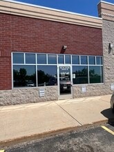 1020 W Fulton St, Waupaca, WI for lease Interior Photo- Image 2 of 6