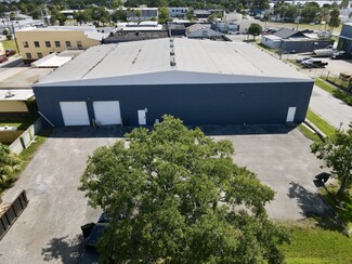 Plus de détails pour 530 N Beach St, Daytona Beach, FL - Industriel à louer