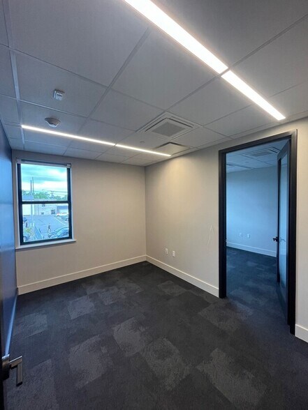 488 Central Ave, Cedarhurst, NY à louer - Photo intérieure - Image 2 de 8