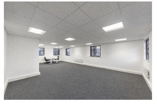 Hartley Ct, Newcastle Upon Tyne for lease Interior Photo- Image 2 of 5