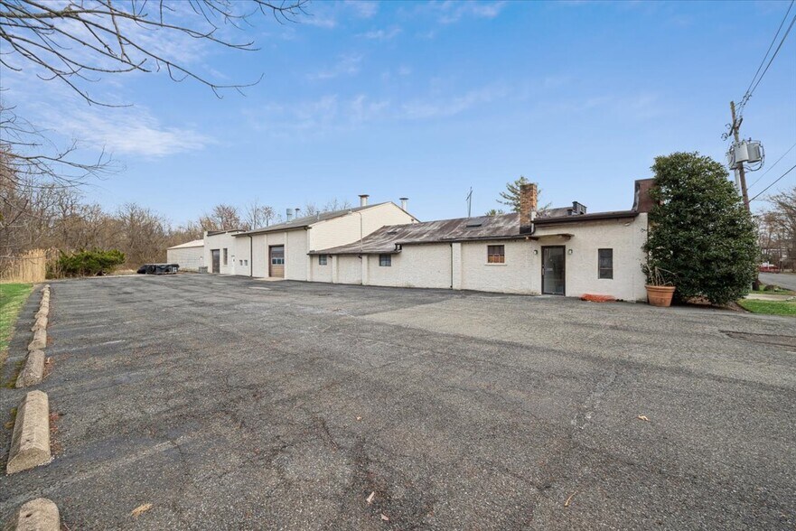 337 Warren Ave, Stirling, NJ à vendre - Photo du bâtiment - Image 2 de 24