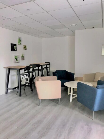 Bureau dans Tremblay-en-France à louer - Photo intérieure - Image 3 de 3