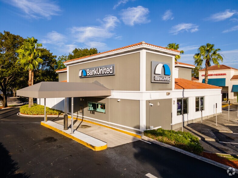 3599 Hollywood Blvd, Hollywood, FL à louer - Photo du bâtiment - Image 3 de 14