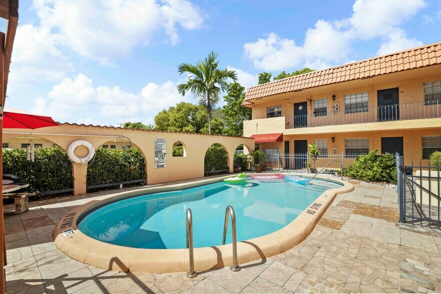 1545 Miami Rd, Fort Lauderdale, FL à vendre - Photo du bâtiment - Image 2 de 37