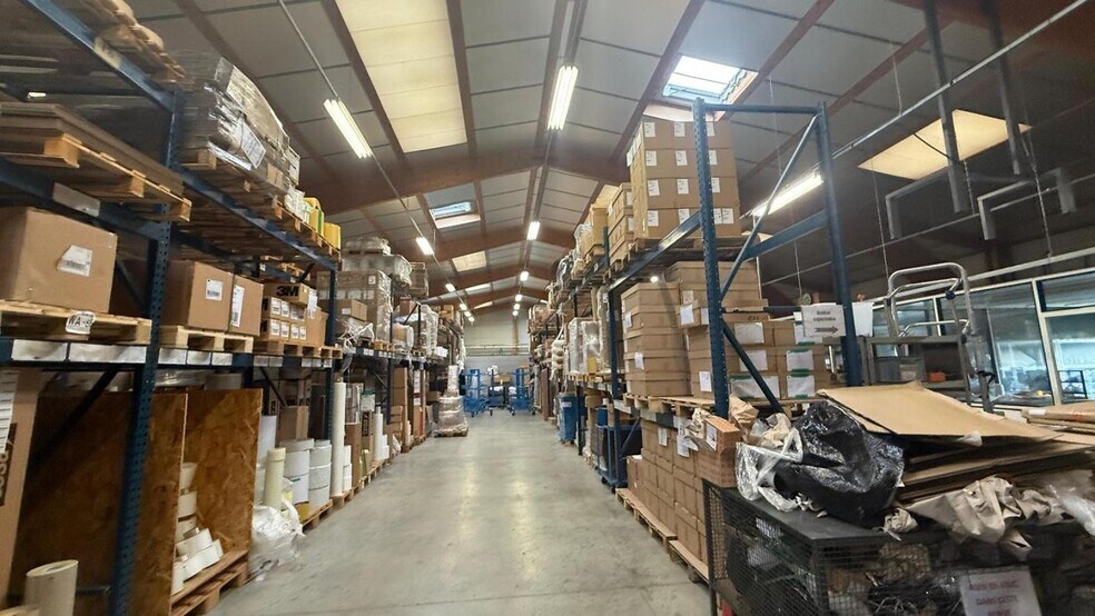 Industrial in Ceyzériat for sale - Building Photo - Image 2 of 12