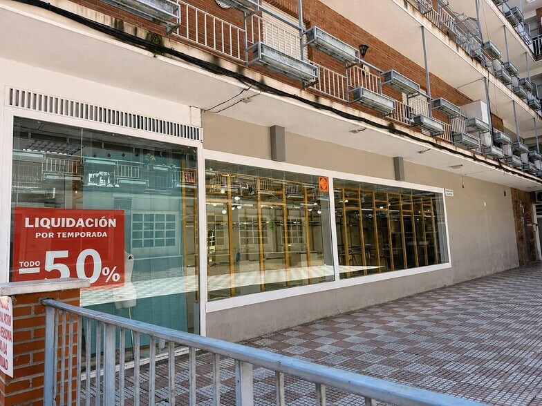 Retail in Alcobendas, Madrid for lease - Building Photo - Image 2 of 3