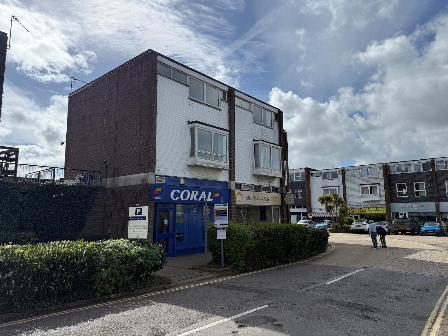 1 Jengers Mead, Billingshurst à louer Photo du bâtiment- Image 1 de 4