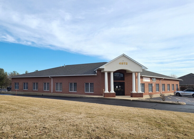 4972 Benchmark Centre Dr, Swansea, IL for lease - Building Photo - Image 1 of 9