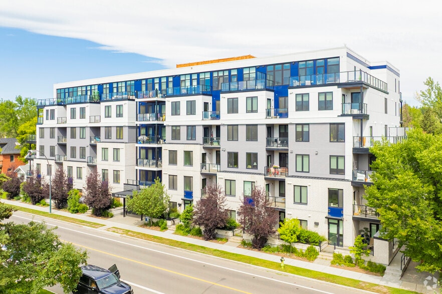 1124 5 Av NW, Calgary, AB for sale - Primary Photo - Image 1 of 1