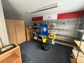 19 Church St, Oadby for lease Interior Photo- Image 2 of 4