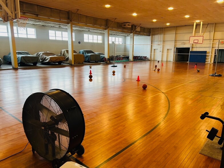 2677 NC-903 Hwy, Stokes, NC for sale - Interior Photo - Image 2 of 32