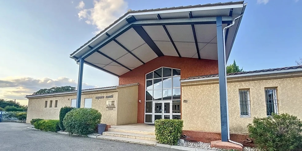 8 Avenue Jean Rioufol, Monteux for lease - Primary Photo - Image 1 of 20